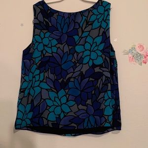 Beautiful sleeveless floral blue black top